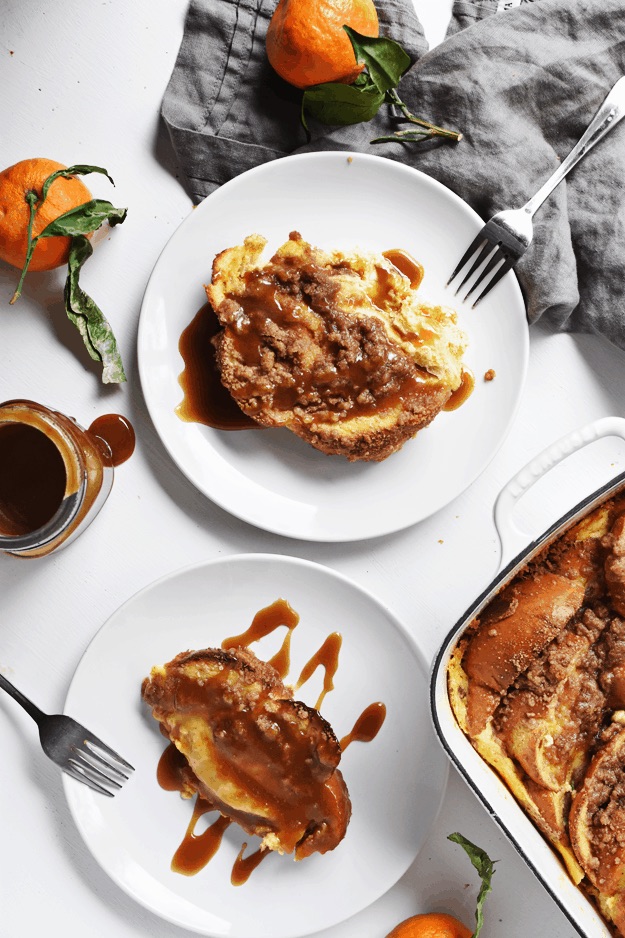 5 Simple Food Photography Tips for Beginners | food photography tips and tricks | food blogger tips | food photography tutorials | food photography ideas || Tastemaker Conference #foodphotography #photographytips 